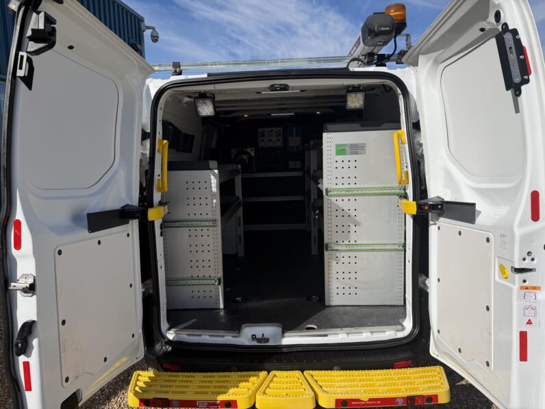 Transit Custom Leader L2 2.0 Eco Blue, Fantastic Racking 240V Inverter (EA23 CNO) full